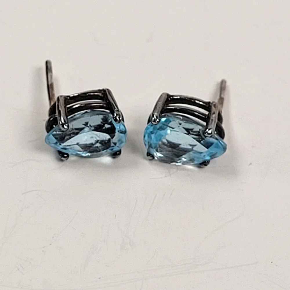 925 Sterling Blue Spinel Stud Earrings Pear Cut Light‎ Blue 9mm